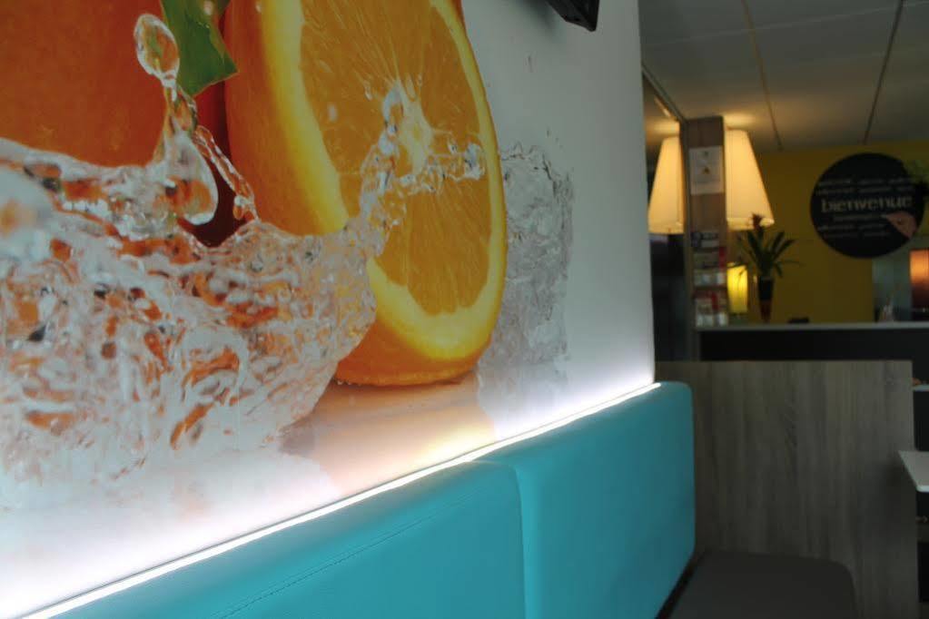 First Inn Hotel Paris Sud Лез-Юлис Экстерьер фото