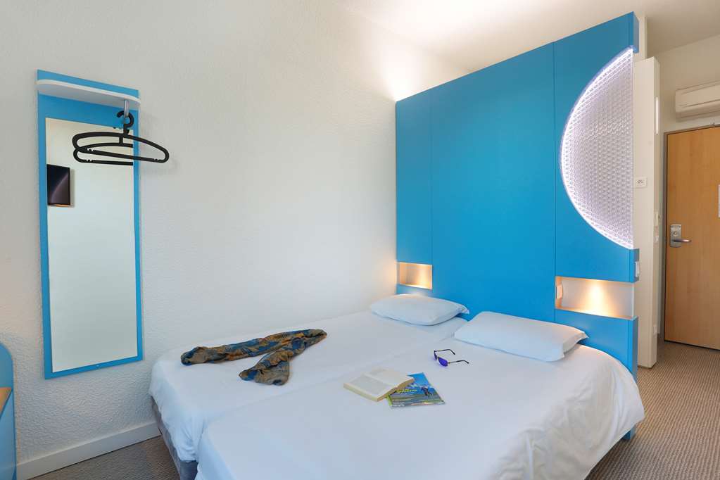 First Inn Hotel Paris Sud Лез-Юлис Номер фото